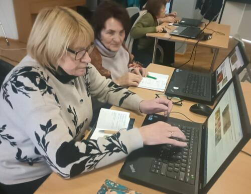 8a61af0b-045c-40db-9c95-1626231a9ce5