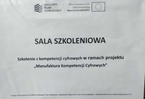 f1f6476c-0230-4d91-8581-f589c7e5e2b1